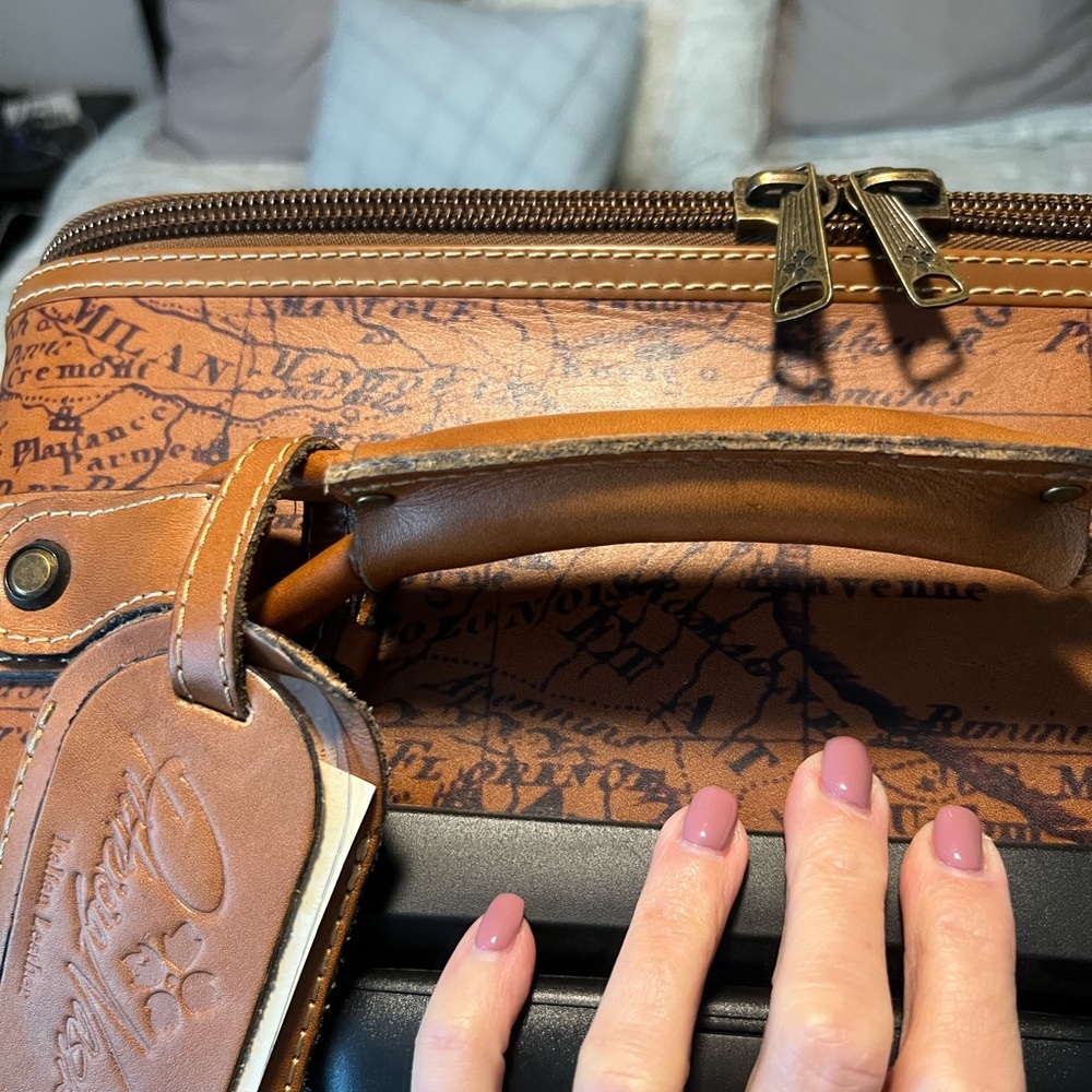 Patricia Nash Vintage Map Print Tan Leather Carryon Vertical Suitcase - Picture 4 of 15
